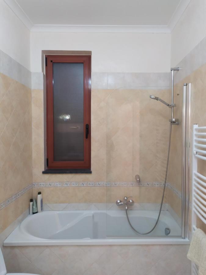Bed and Breakfast L'Orto Del Vesuvio Di Laura Guidone Сан-Себастьяно-аль-Везувио Экстерьер фото